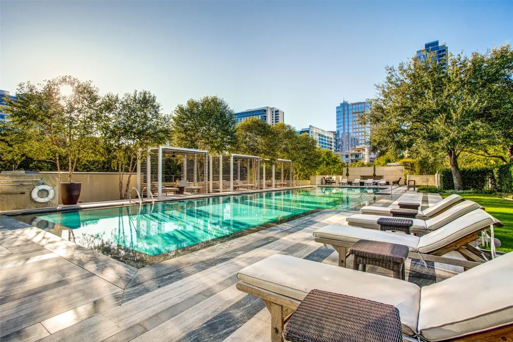 1918 Olive Street #701 Dallas, TX 75201
