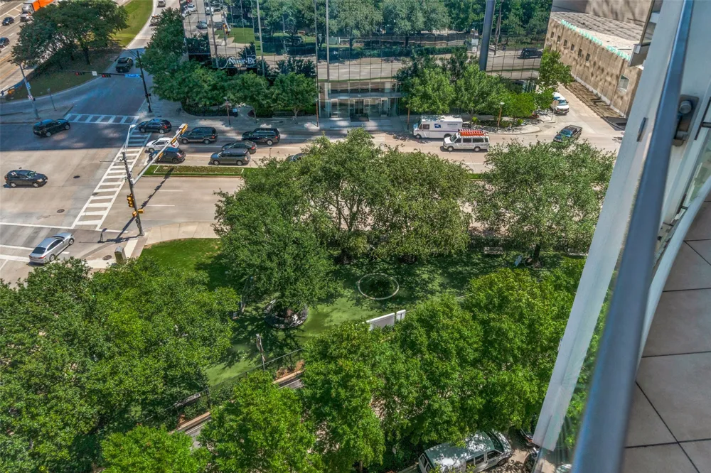 1918 Olive Street #701 Dallas, TX 75201