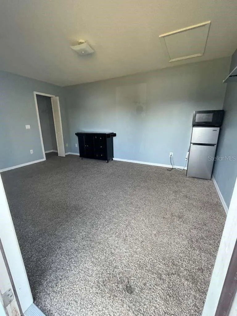 241 CARIBBEAN DRIVE #Front Unit Davenport, FL 33897