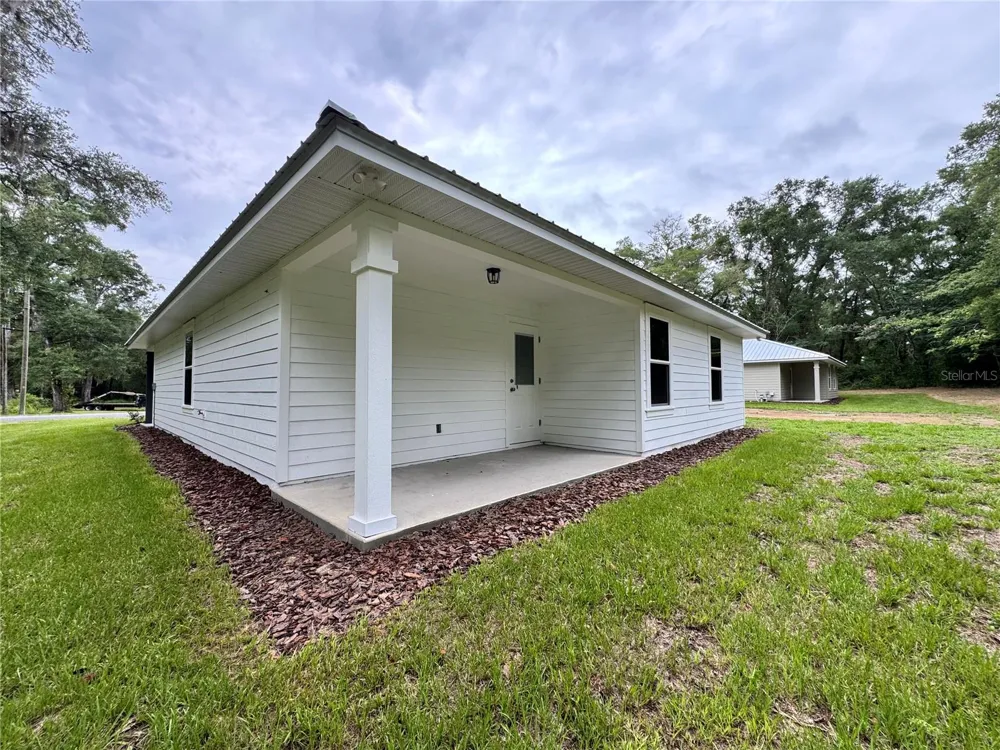 8507 SE 70TH AVENUE Trenton, FL 32693