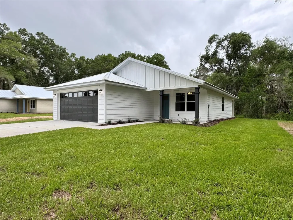 8507 SE 70TH AVENUE Trenton, FL 32693