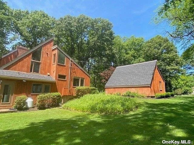 1 Pine Point Lloyd Harbor, NY 11743