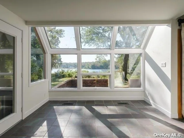 1 Pine Point Lloyd Harbor, NY 11743