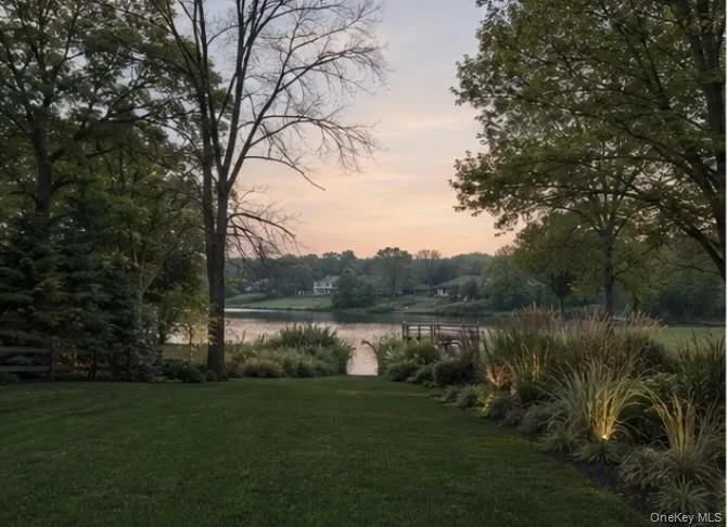 1 Pine Point Lloyd Harbor, NY 11743