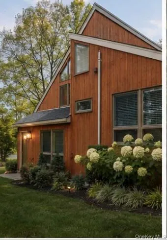 1 Pine Point Lloyd Harbor, NY 11743