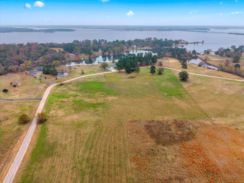 PR 52320 Pittsburg, TX 75686