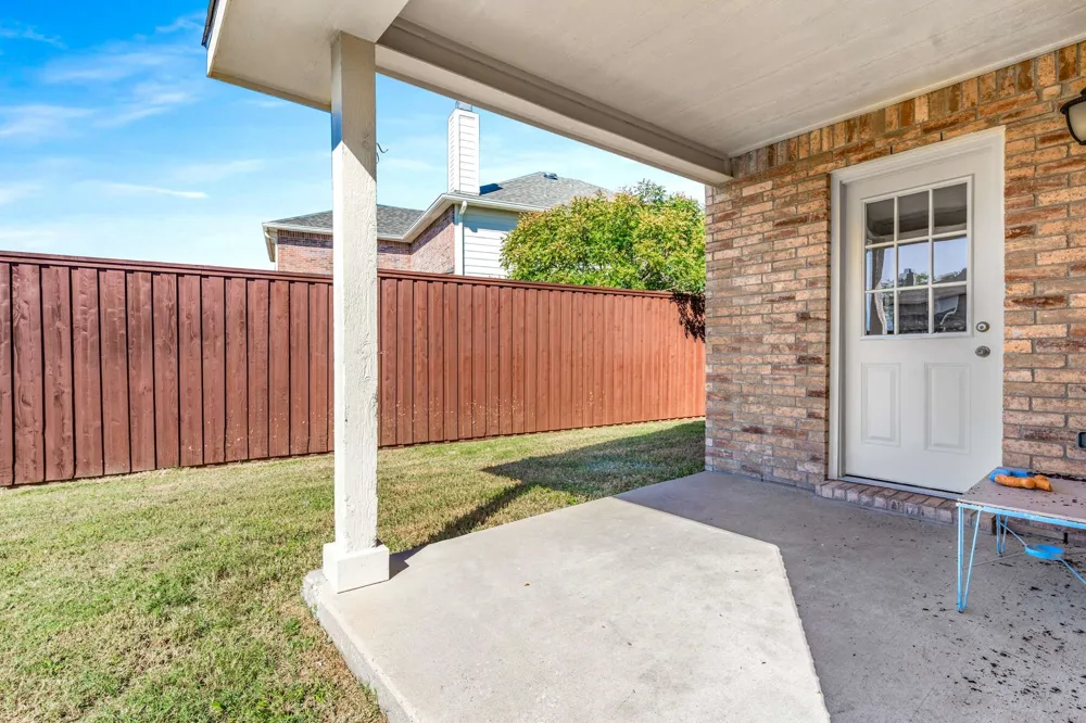 2905 Meadow Bluff Drive Wylie, TX 75098