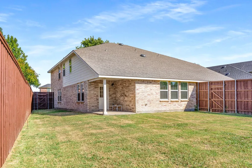 2905 Meadow Bluff Drive Wylie, TX 75098