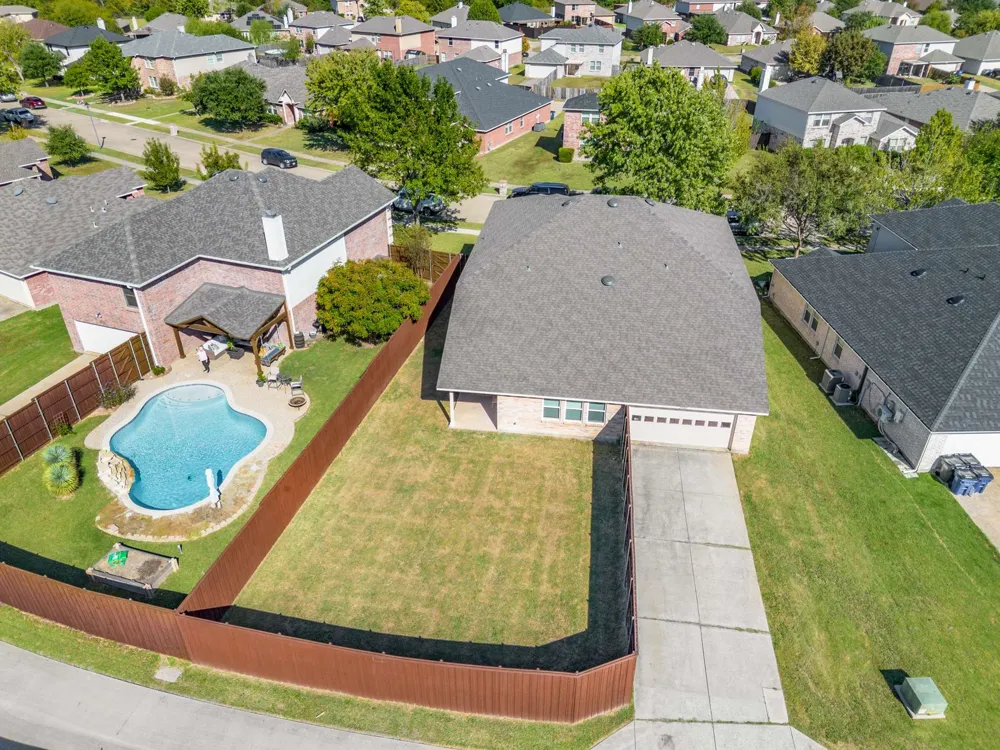 2905 Meadow Bluff Drive Wylie, TX 75098