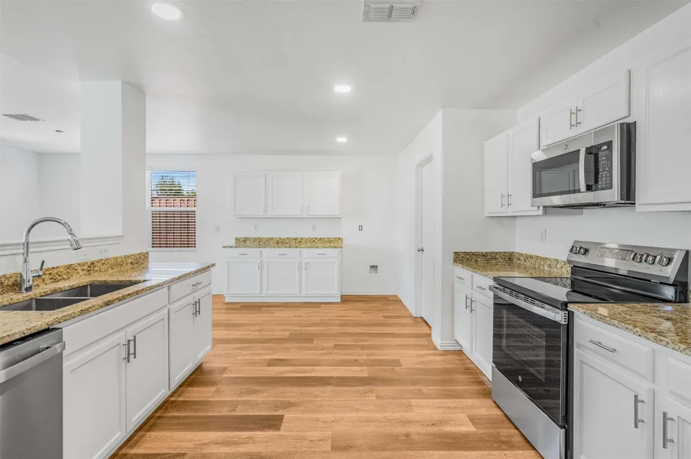 2905 Meadow Bluff Drive Wylie, TX 75098