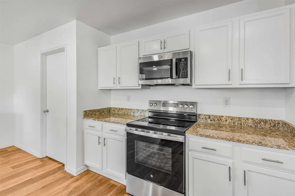 2905 Meadow Bluff Drive Wylie, TX 75098