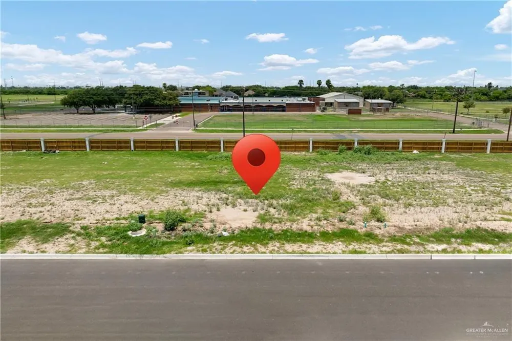 2317 Gaytan Avenue Edinburg, TX 78542