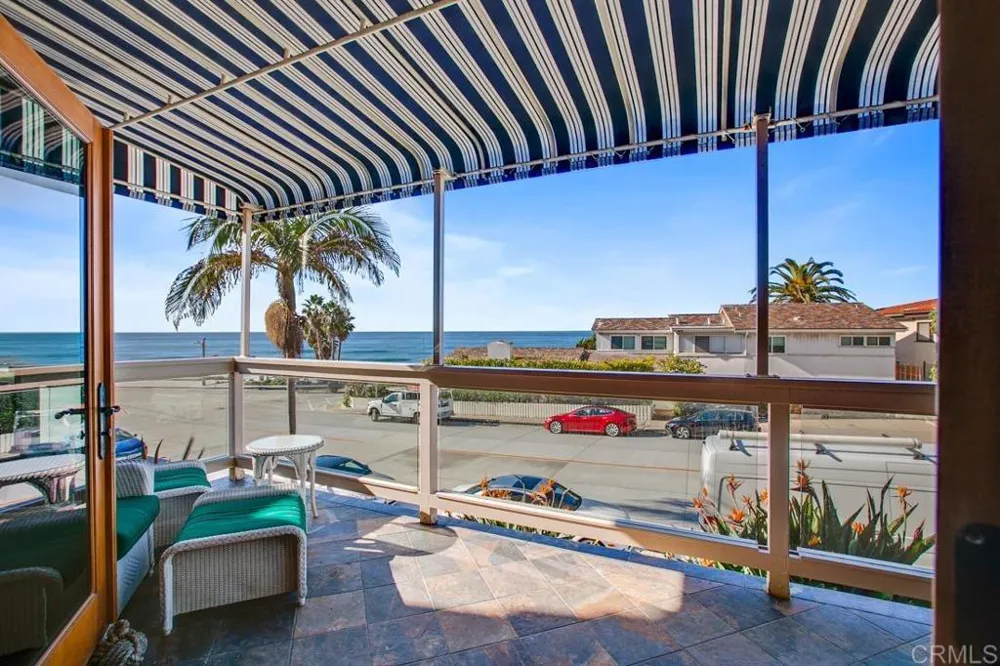 373 Coast Blvd #2 La Jolla, CA 92037