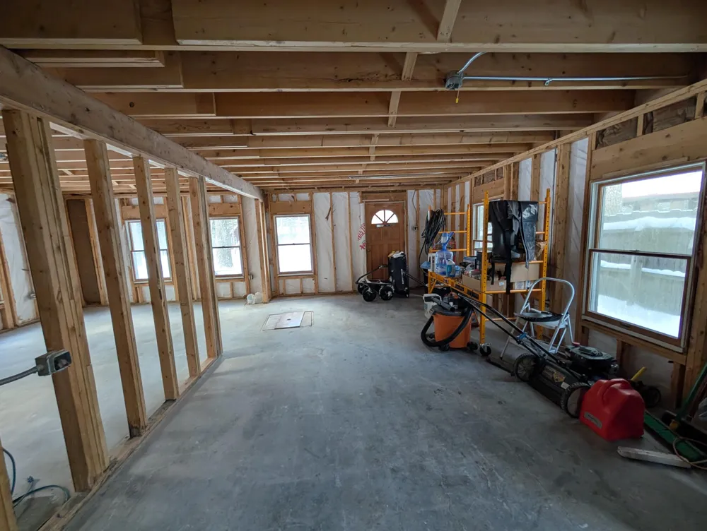 6395 S Lakeshore Drive Pentwater, MI 49449