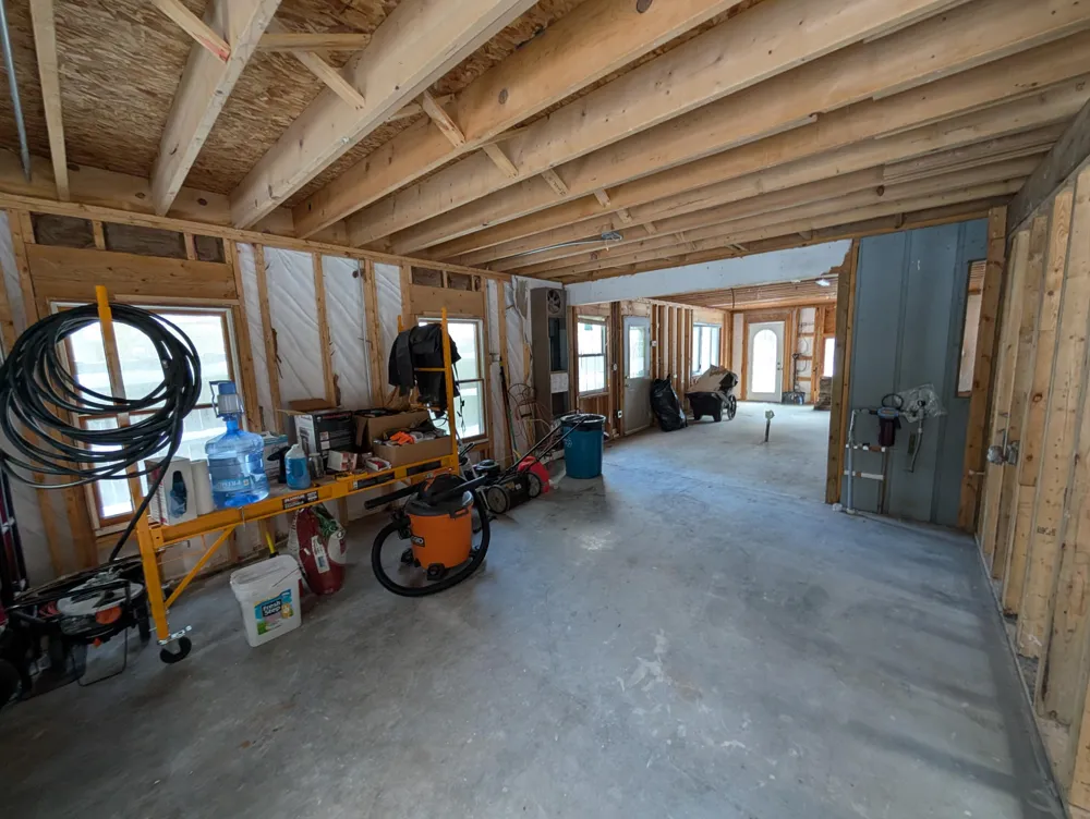 6395 S Lakeshore Drive Pentwater, MI 49449