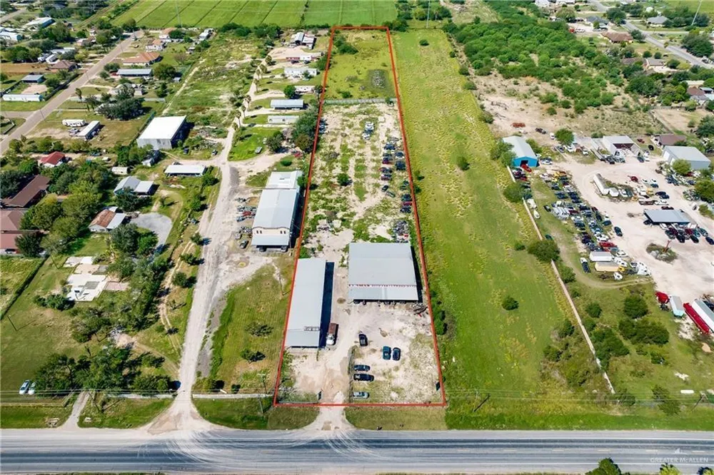 7705 La Homa Palmview, TX 78574