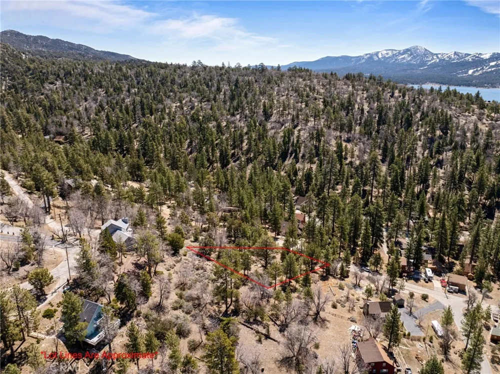 1125 Fawnskin Fawnskin, CA 92333