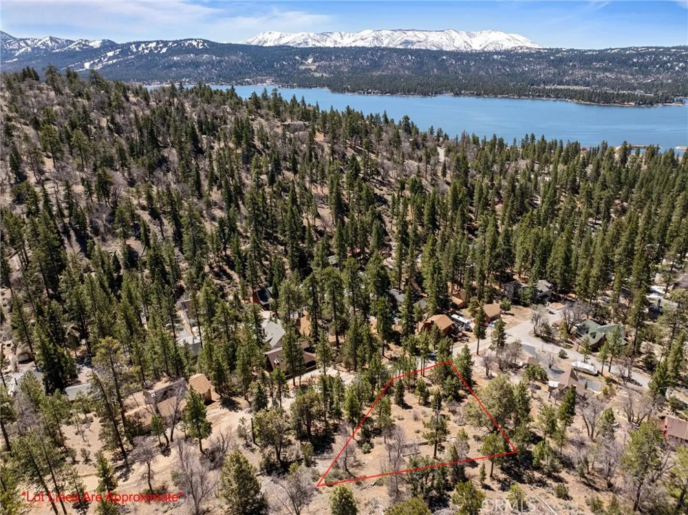 1125 Fawnskin Fawnskin, CA 92333