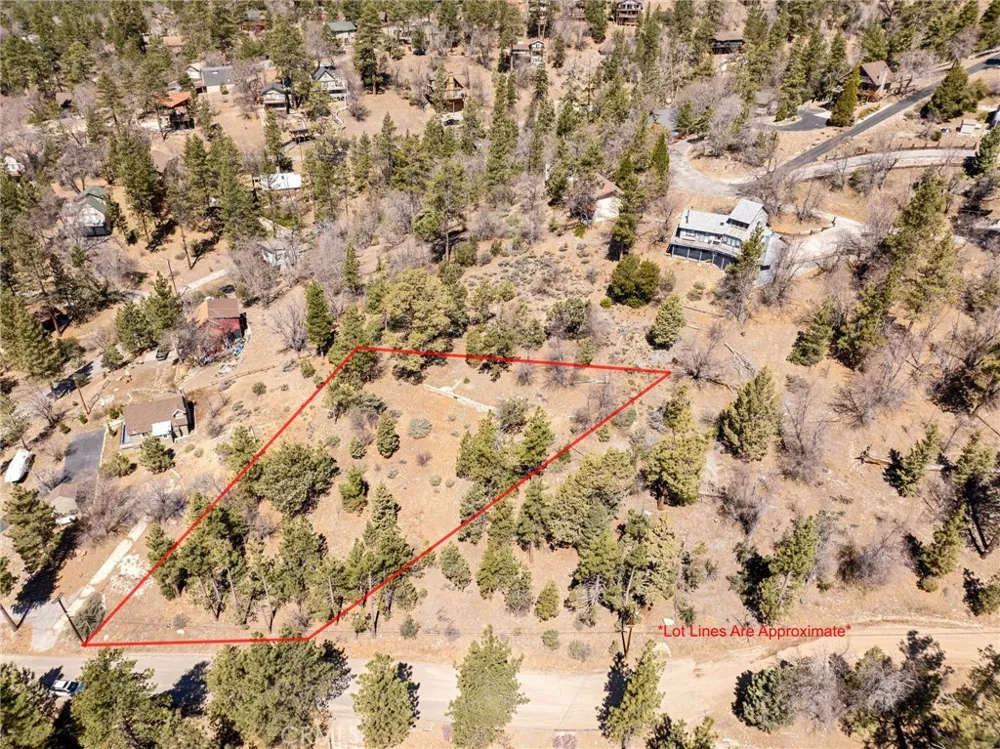 1125 Fawnskin Fawnskin, CA 92333