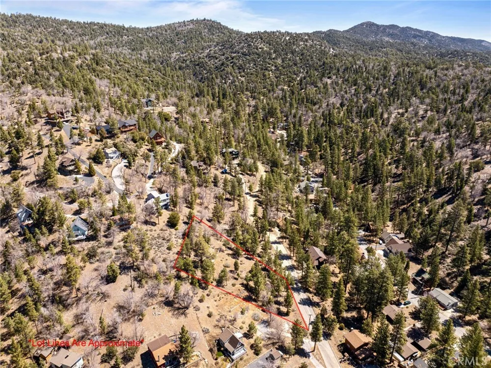 1125 Fawnskin Fawnskin, CA 92333