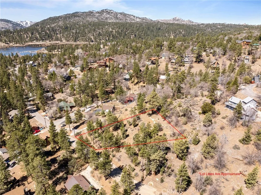 1125 Fawnskin Fawnskin, CA 92333