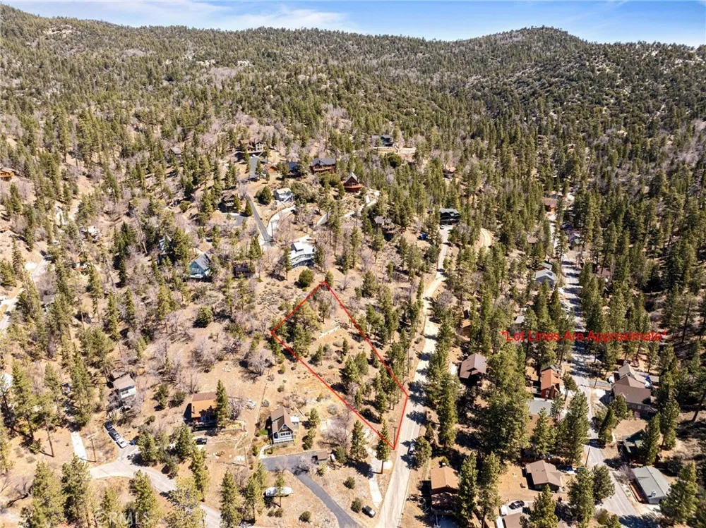 1125 Fawnskin Fawnskin, CA 92333
