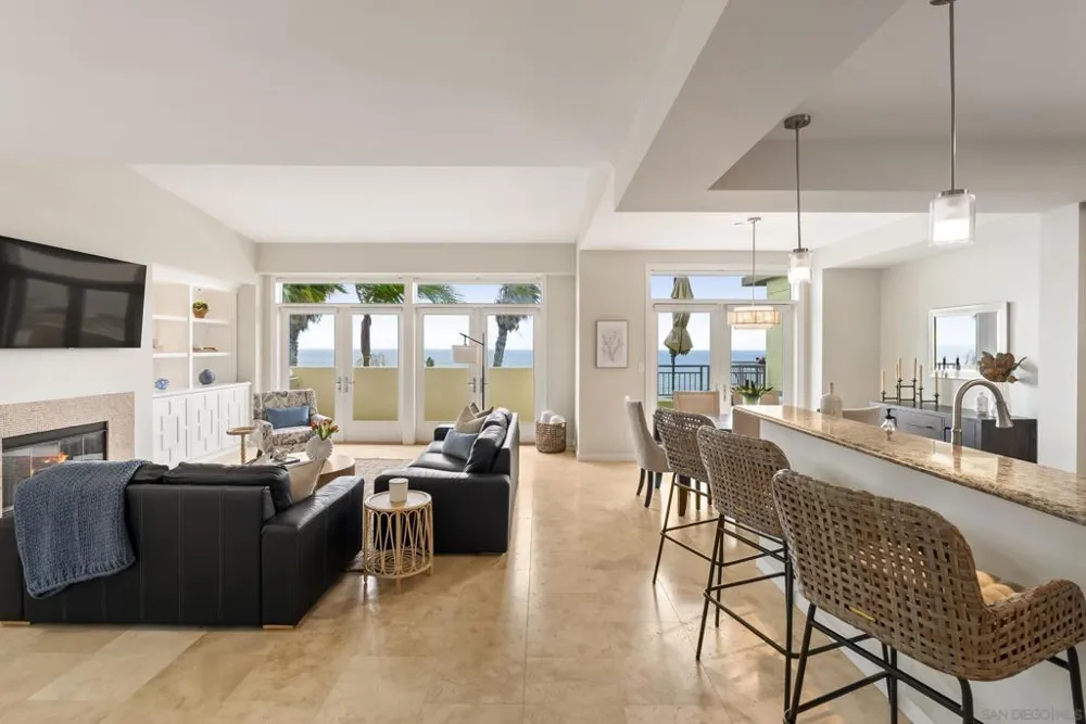 5420 La Jolla Blvd #B302 La Jolla, CA 92037