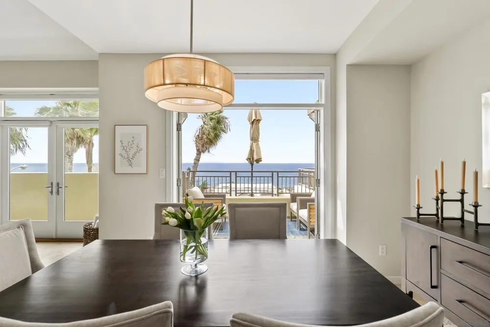 5420 La Jolla Blvd #B302 La Jolla, CA 92037