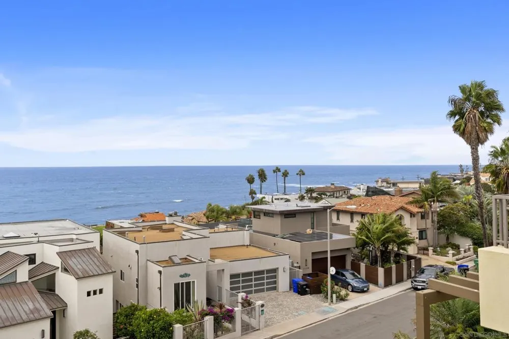 5420 La Jolla Blvd #B302 La Jolla, CA 92037