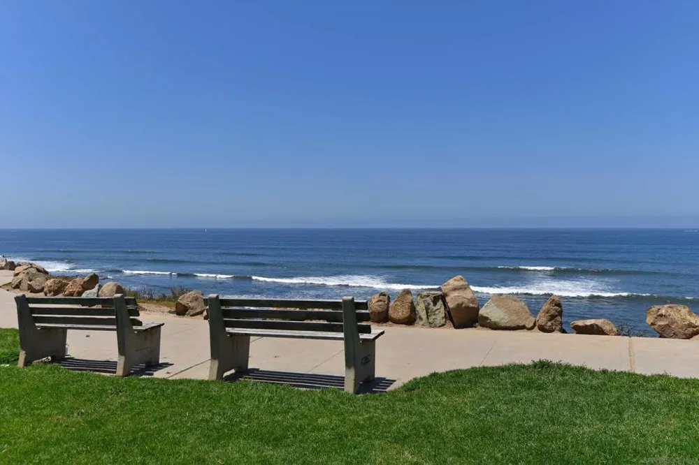 5420 La Jolla Blvd #B302 La Jolla, CA 92037