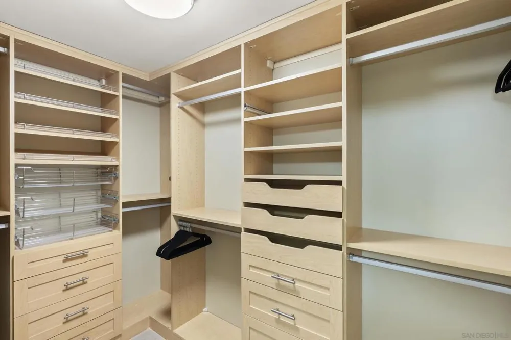 5420 La Jolla Blvd #B302 La Jolla, CA 92037