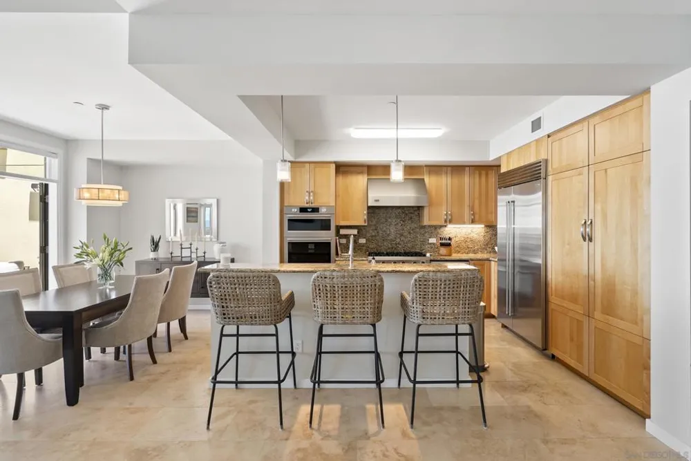 5420 La Jolla Blvd #B302 La Jolla, CA 92037