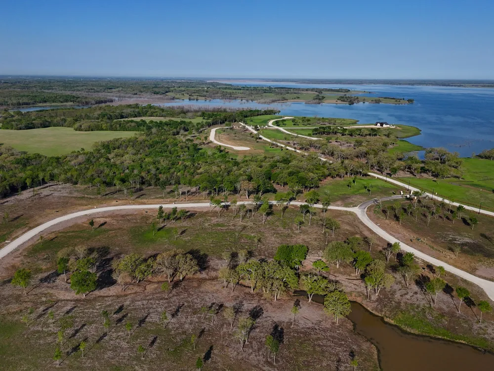 254 Timberland Heights Windom, TX 75492