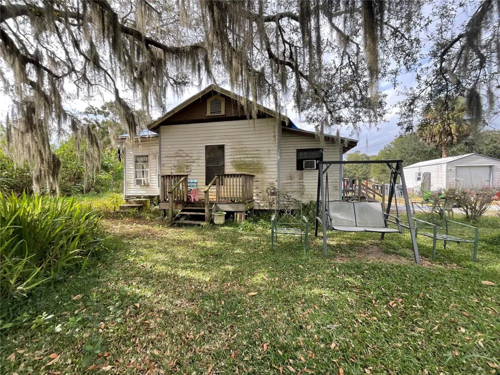 1701 SANFORD STREET Lake Wales, FL 33859