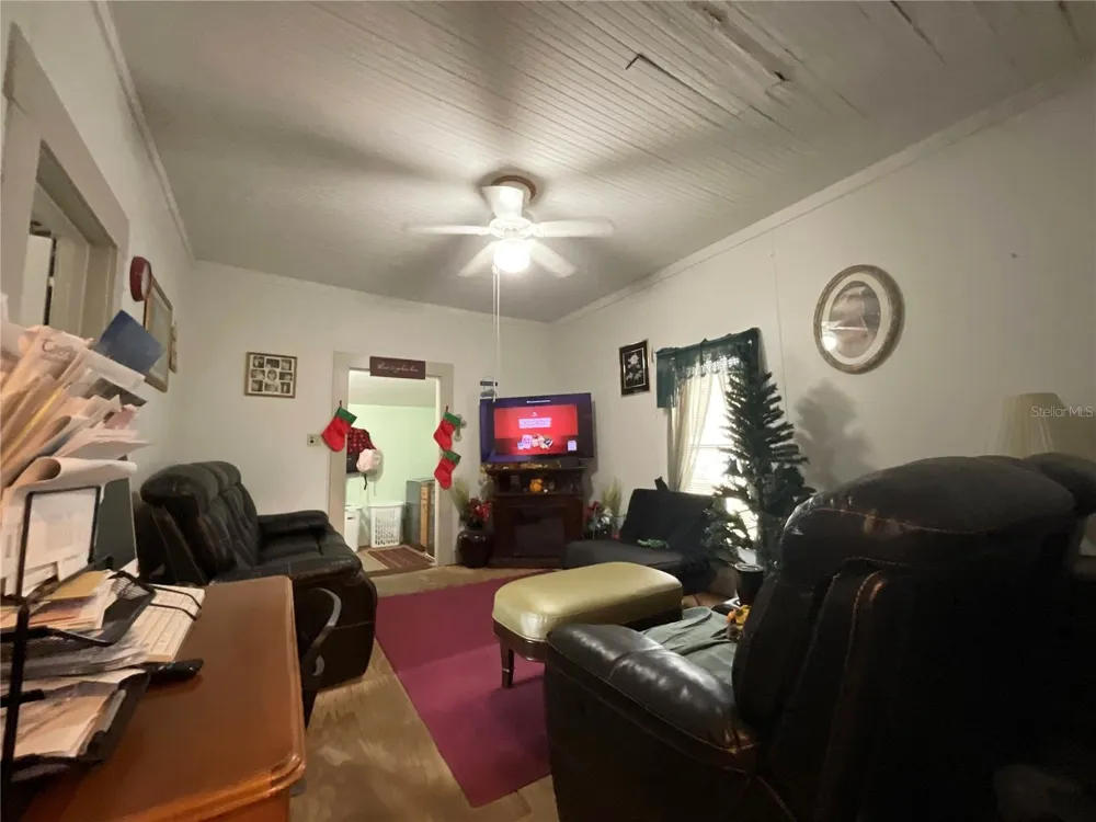 1701 SANFORD STREET Lake Wales, FL 33859