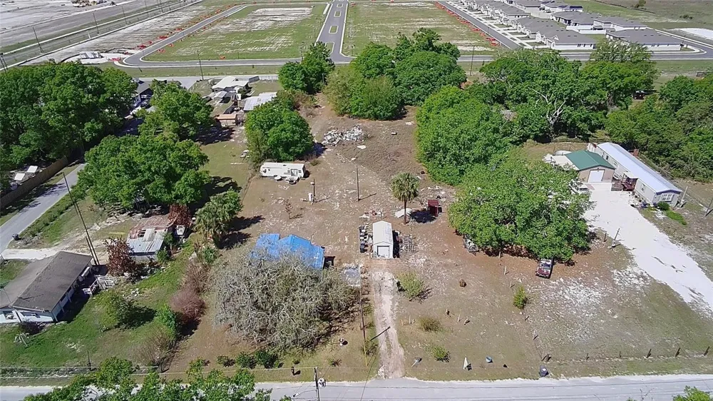 1701 SANFORD STREET Lake Wales, FL 33859