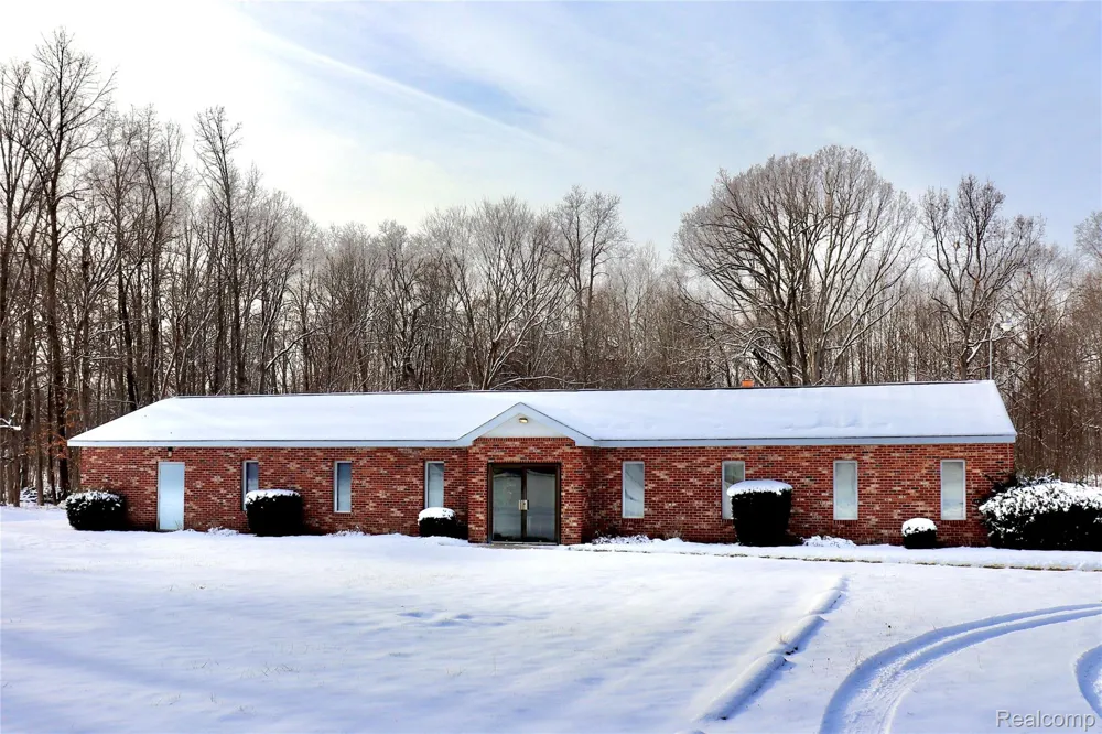 8410 Linden Road Mundy Township, MI 48473