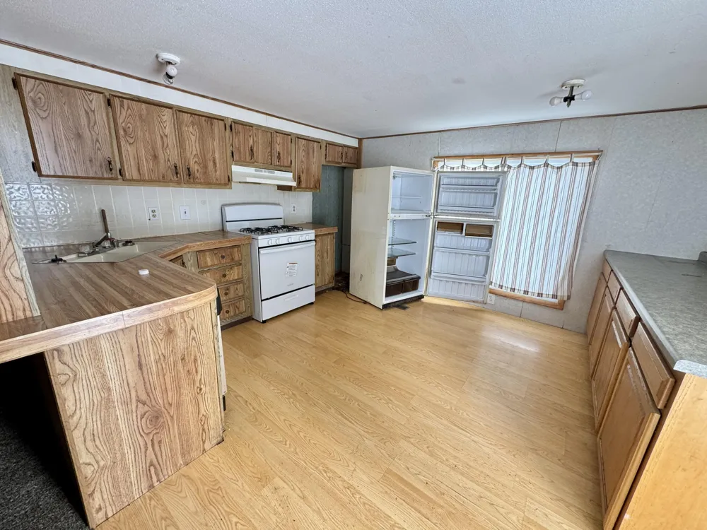9941 210th Avenue Lincoln Township, MI 49677