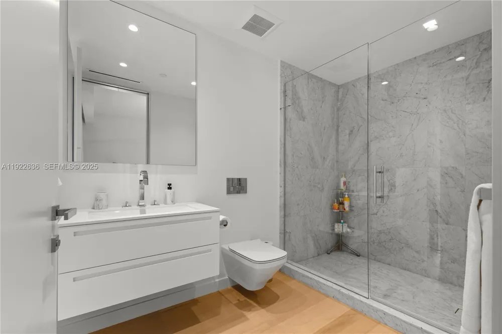 6800 Fisher Island Dr #6842 Miami Beach, FL 33109