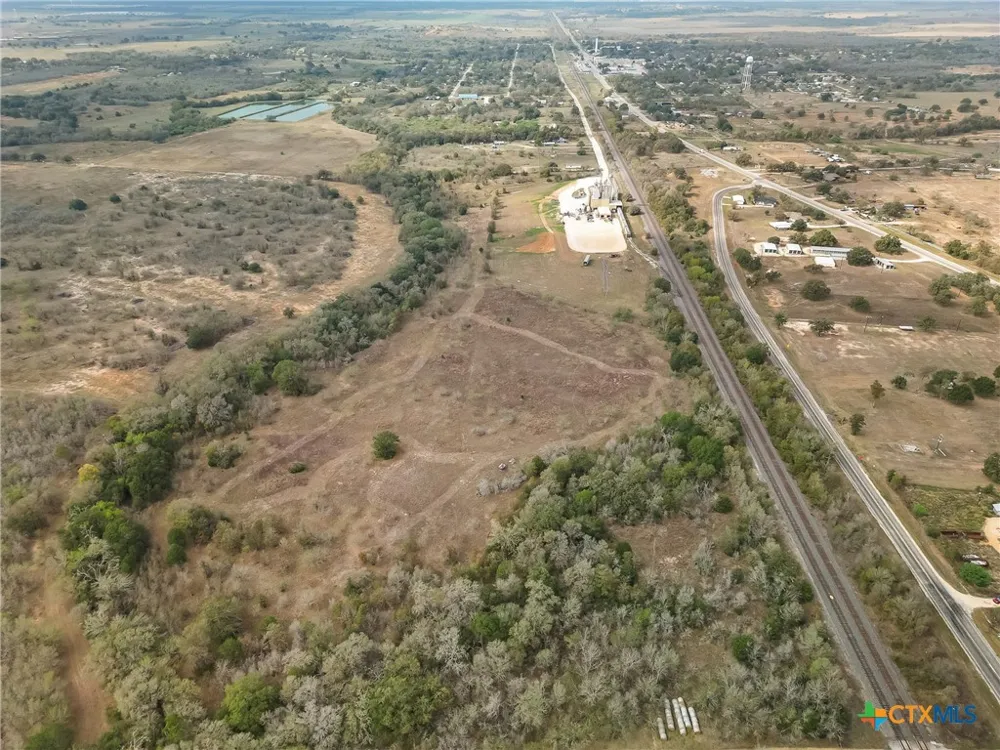 Fm 1680/S Railroad Street Waelder, TX 78959