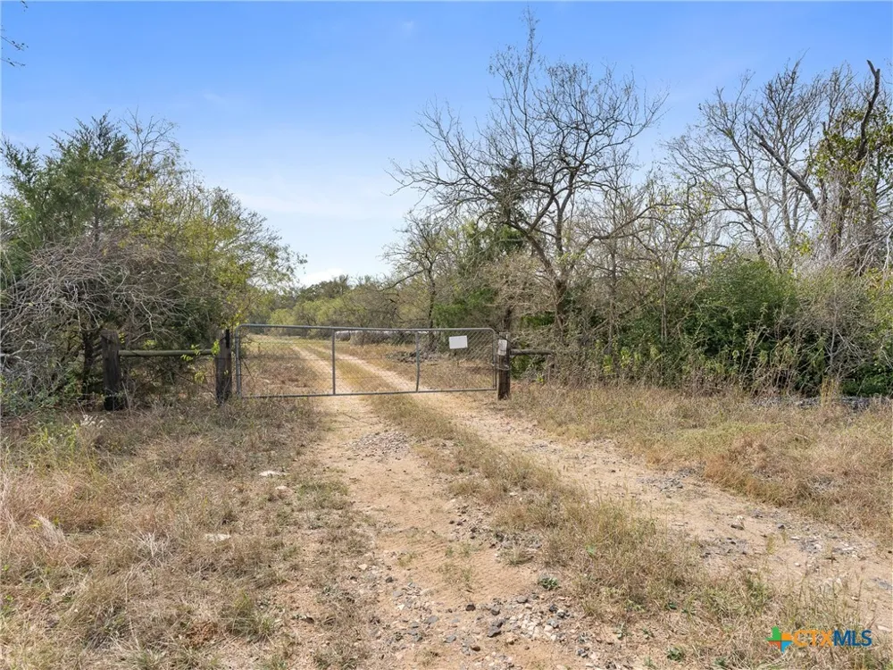 Fm 1680/S Railroad Street Waelder, TX 78959