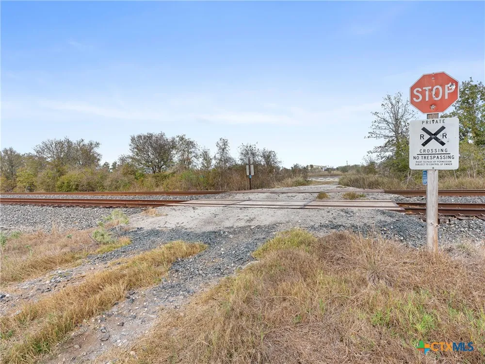Fm 1680/S Railroad Street Waelder, TX 78959