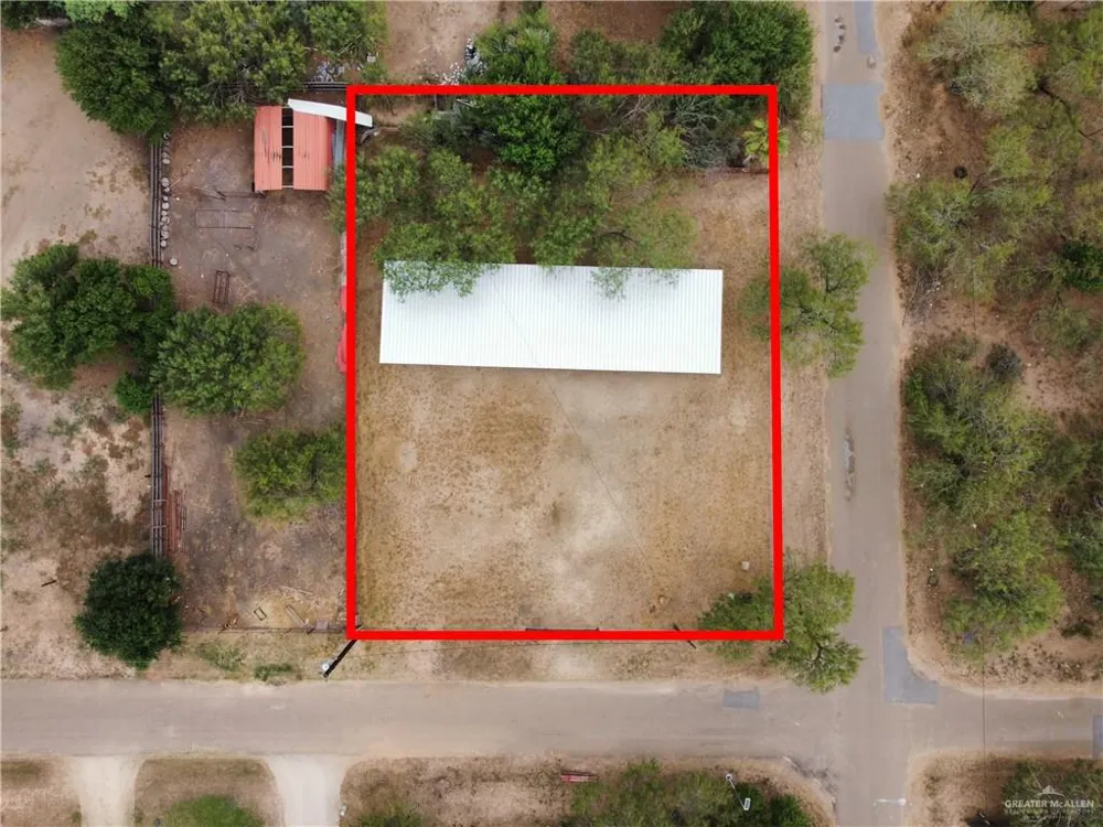 23926 Harding Avenue Hargill, TX 78549