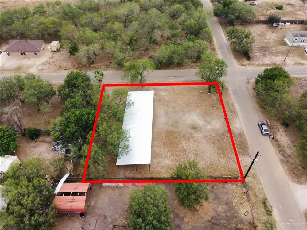 23926 Harding Avenue Hargill, TX 78549