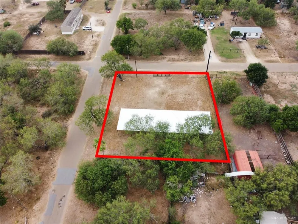 23926 Harding Avenue Hargill, TX 78549