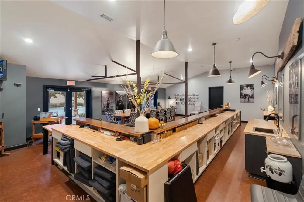 3750 W Highway 46 Templeton, CA 93465