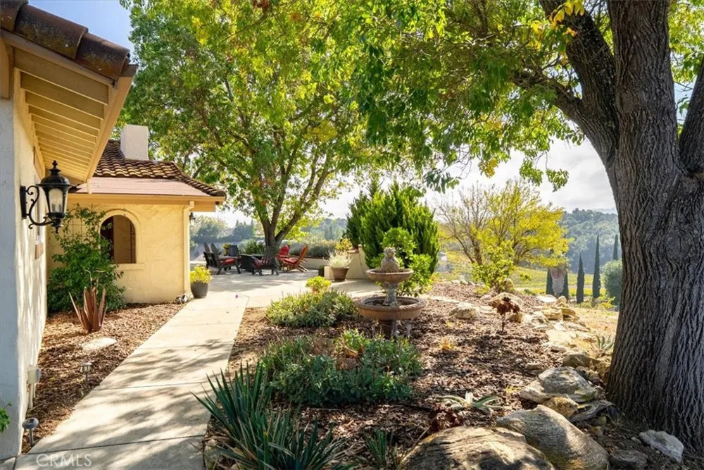 3750 W Highway 46 Templeton, CA 93465