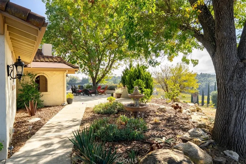 3750 W Highway 46 Templeton, CA 93465