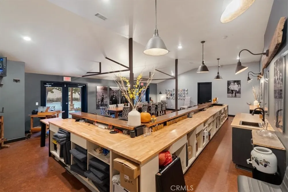 3750 W Highway 46 Templeton, CA 93465