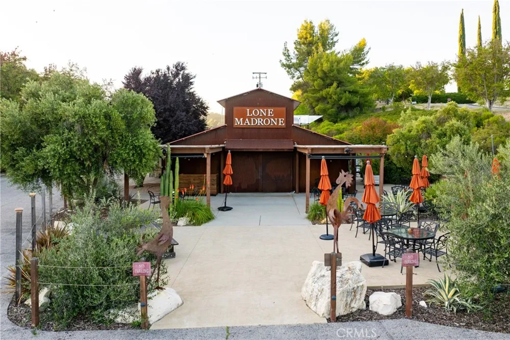 3750 W Highway 46 Templeton, CA 93465